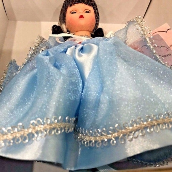 NIB Madame Alexander 8" Doll 35370 Happily Ever After Princess 2002 Blue Brown - Picture 5 of 11